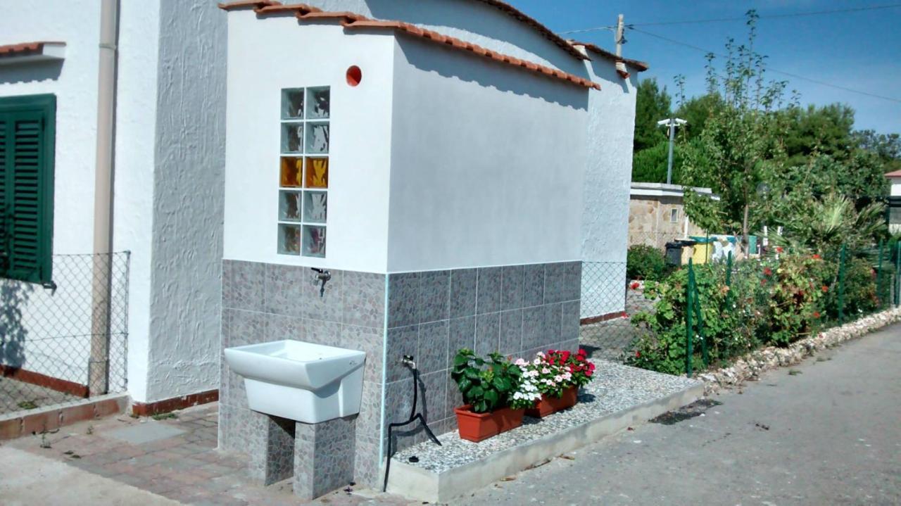 Villini Giovanna Disanti Vieste Exterior foto