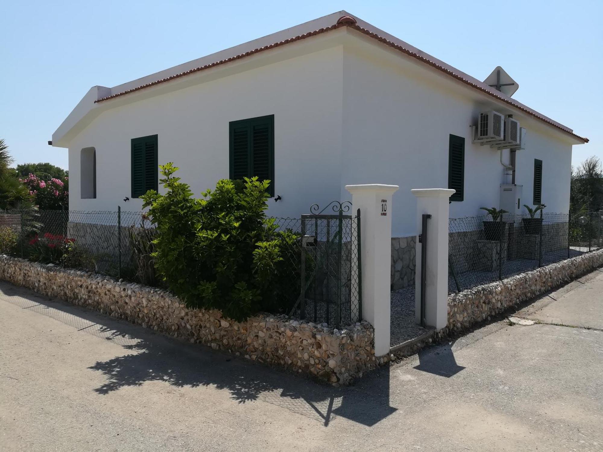 Villini Giovanna Disanti Vieste Exterior foto