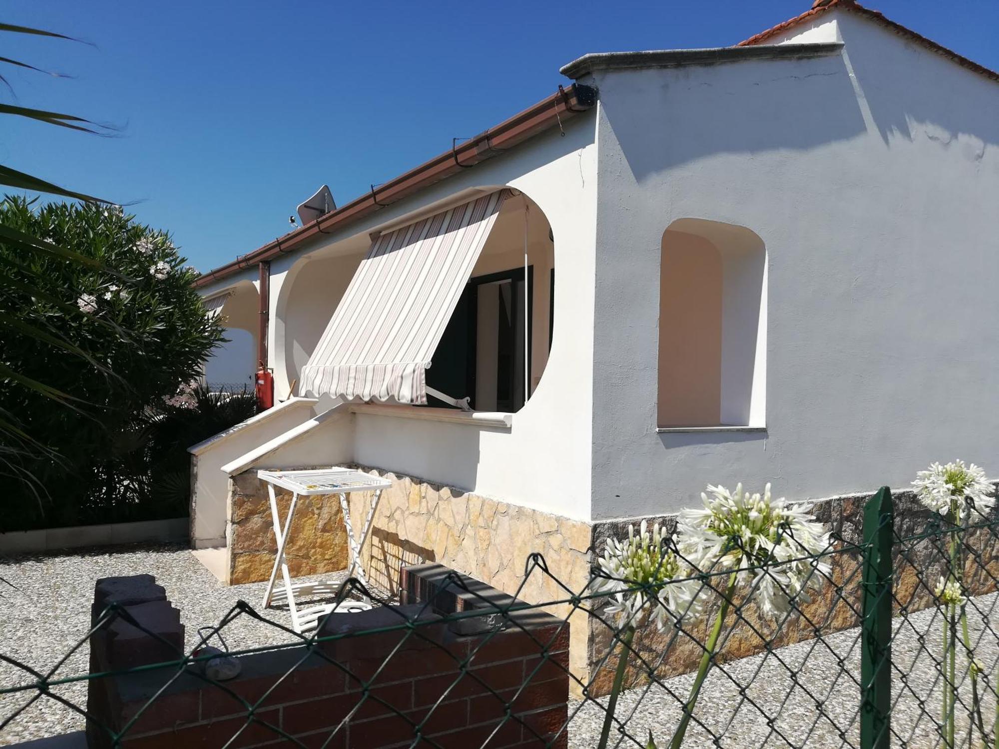 Villini Giovanna Disanti Vieste Exterior foto