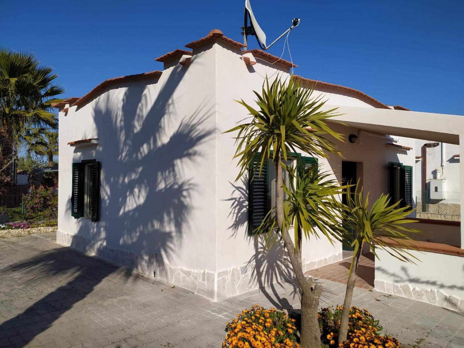 Villini Giovanna Disanti Vieste Exterior foto